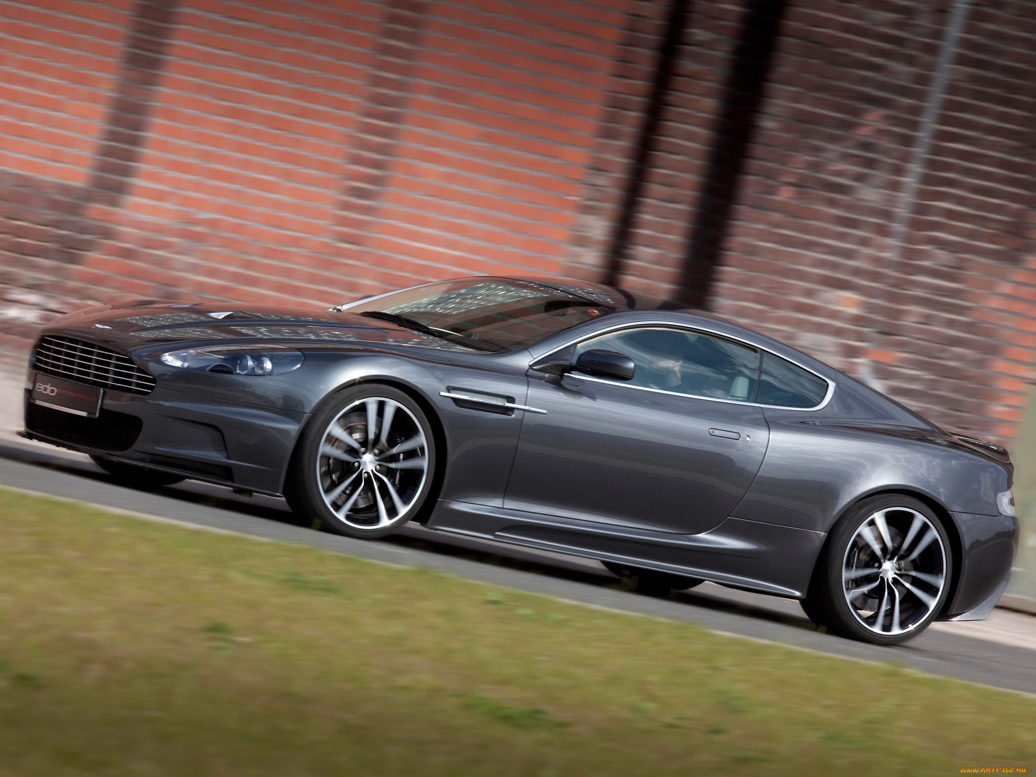 , aston, martin